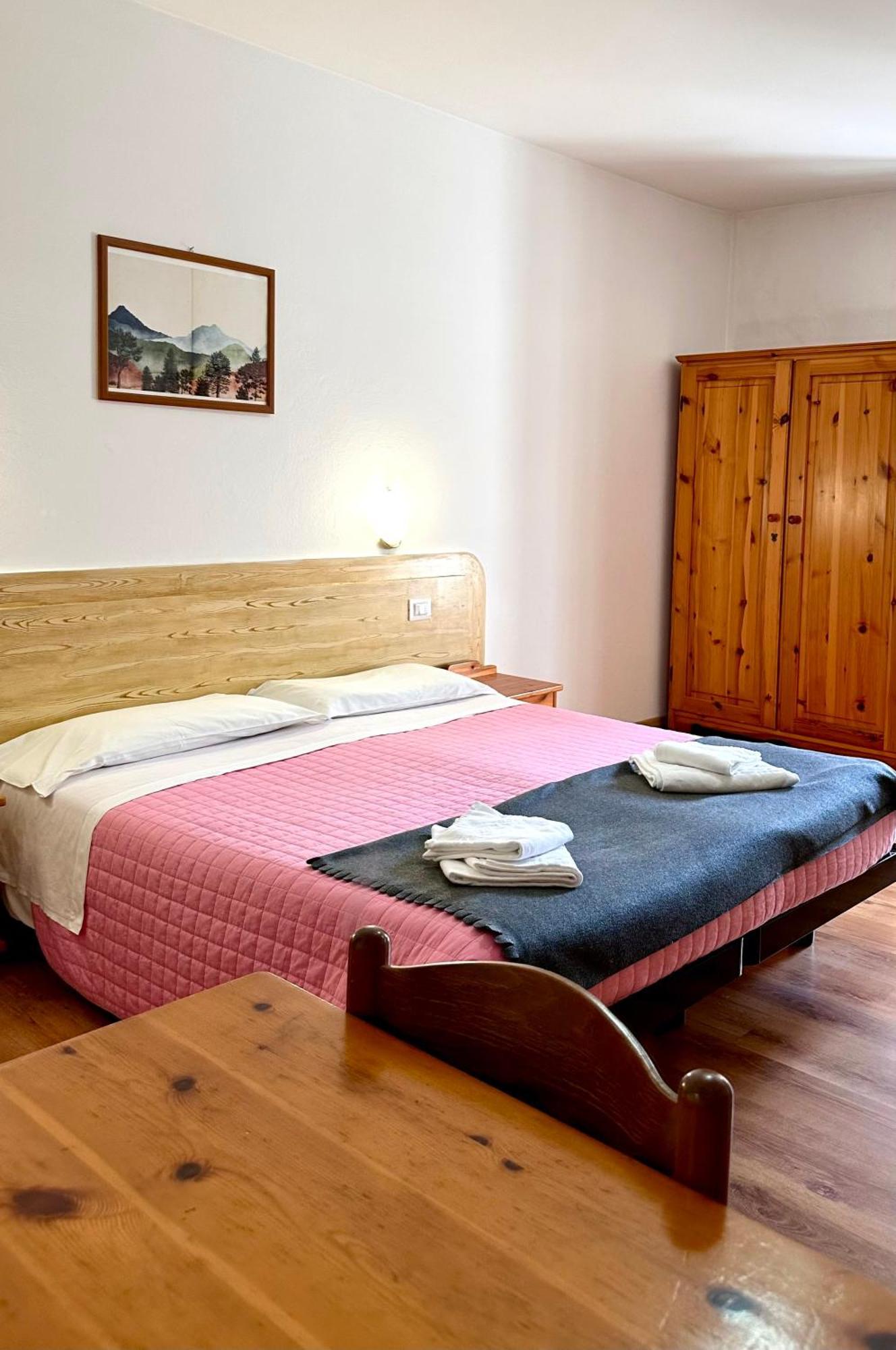 ריבה דל גארדה Albergo Varone מראה חיצוני תמונה